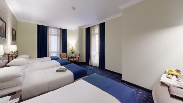 Al Muna Kareem Hotel- EX LEADER image 11