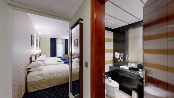 Al Muna Kareem Hotel- EX LEADER image 12