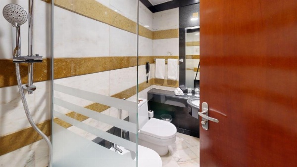 Al Muna Kareem Hotel- EX LEADER image 26