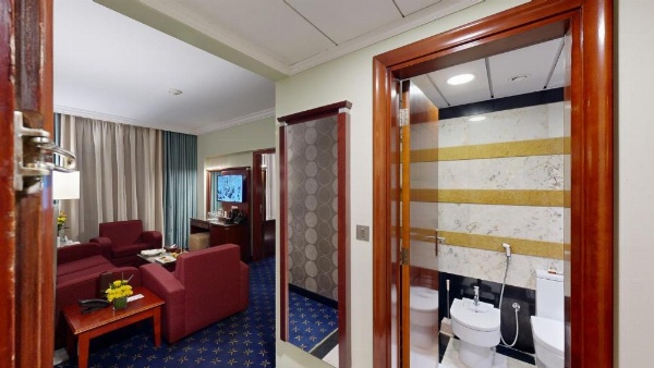 Al Muna Kareem Hotel- EX LEADER image 8